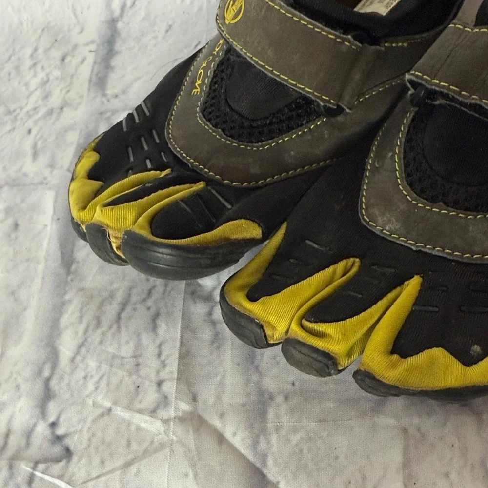 Body Glove Kids Water Shoes - Charcoal and Yellow